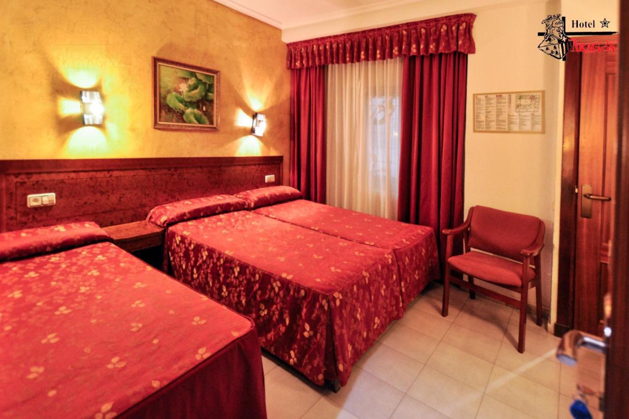 Hotel Aragon Salamanca Buitenkant foto