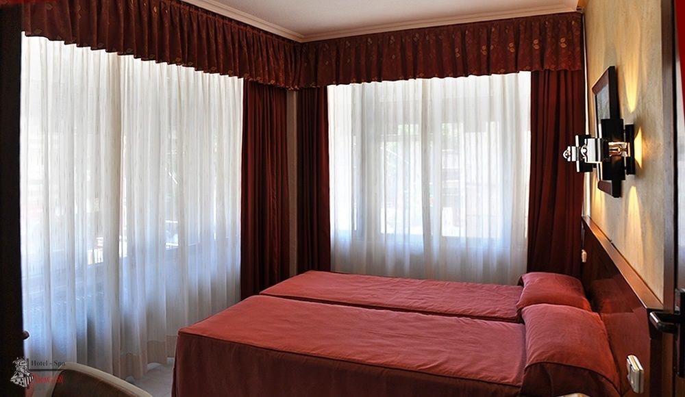 Hotel Aragon Salamanca Buitenkant foto